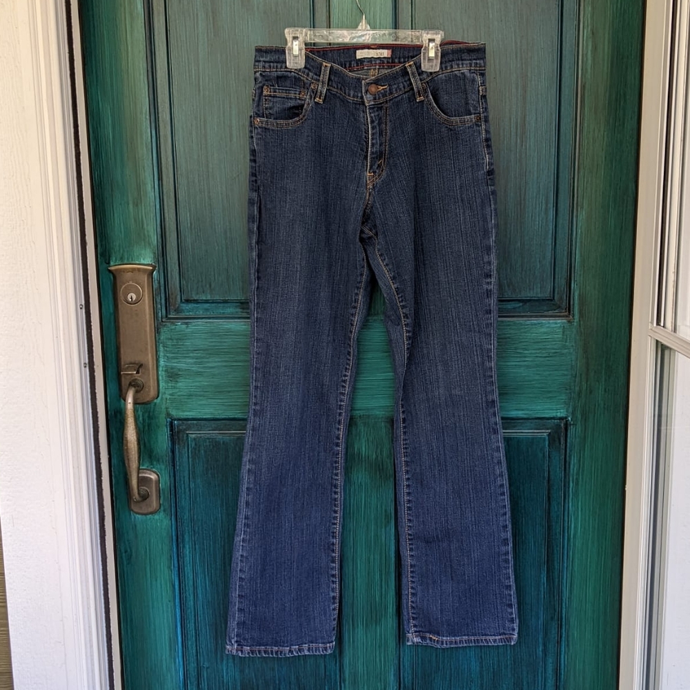 🔴 Levi’s 550 Women’s Size 6 Relaxed Bootcut Jeans – Medium Wash Denim Stretch